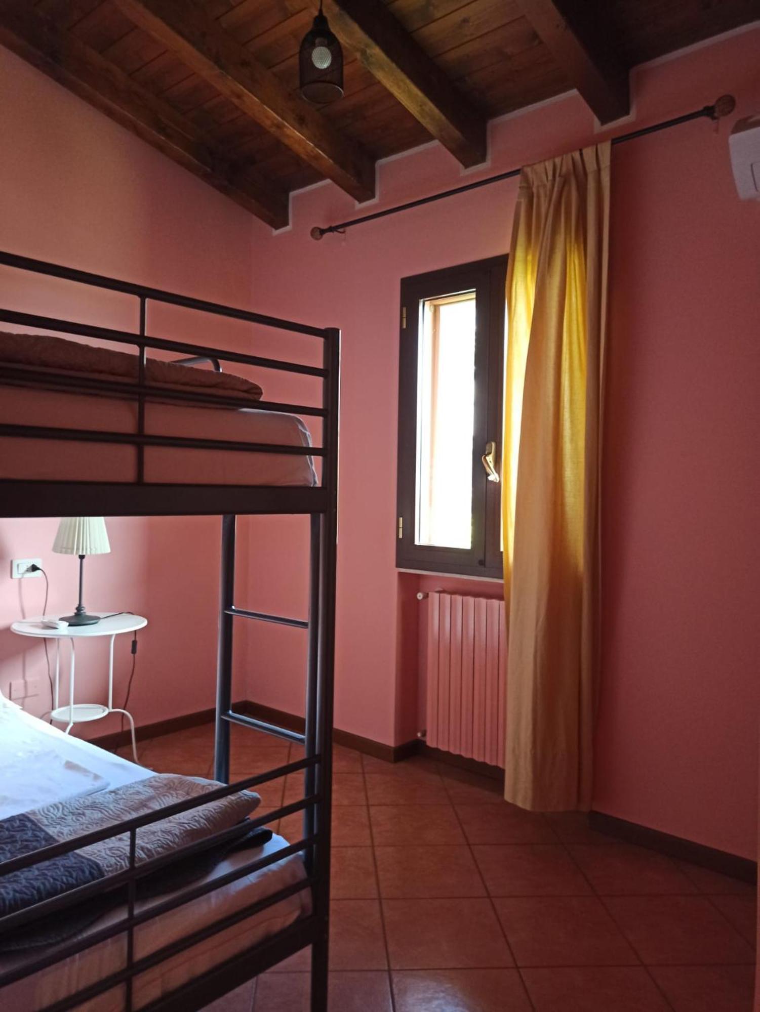 הוילה טוסקולנו מדרנו Omas Haus מראה חיצוני תמונה