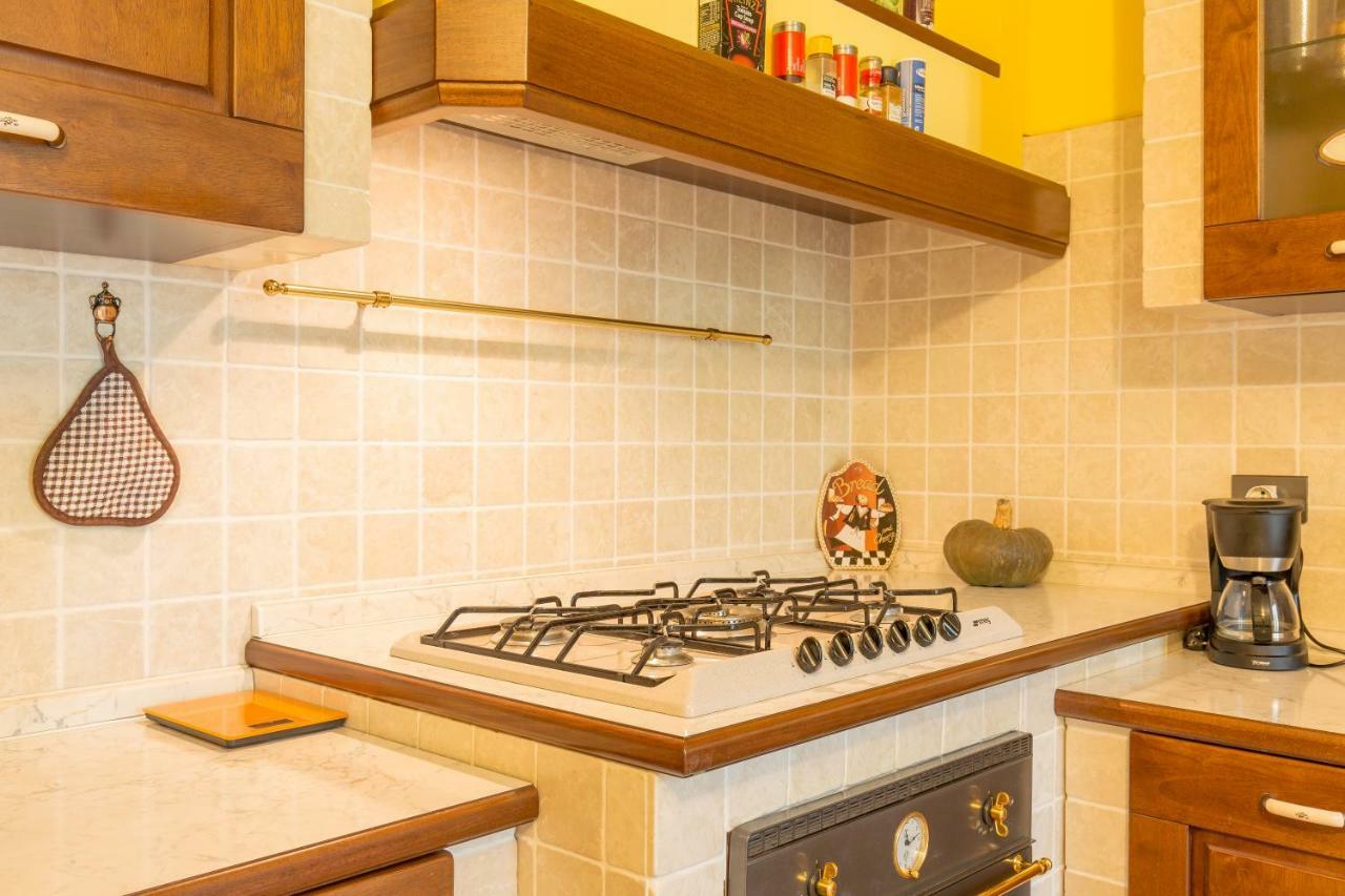 הוילה טוסקולנו מדרנו Omas Haus מראה חיצוני תמונה